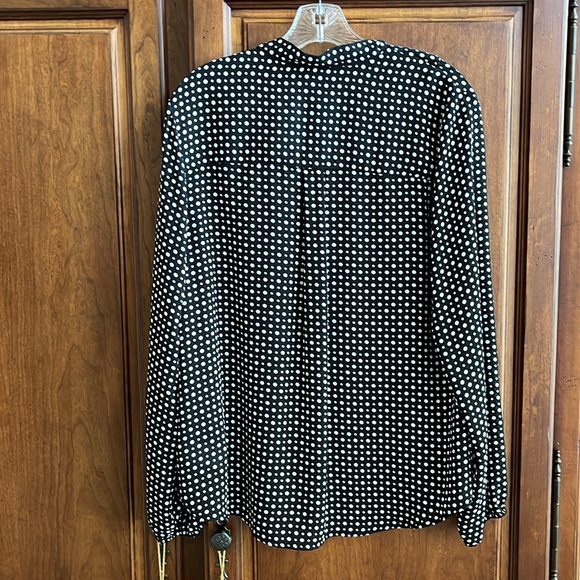 Michael Kors black & white dot Blouse - Picture 3 of 5